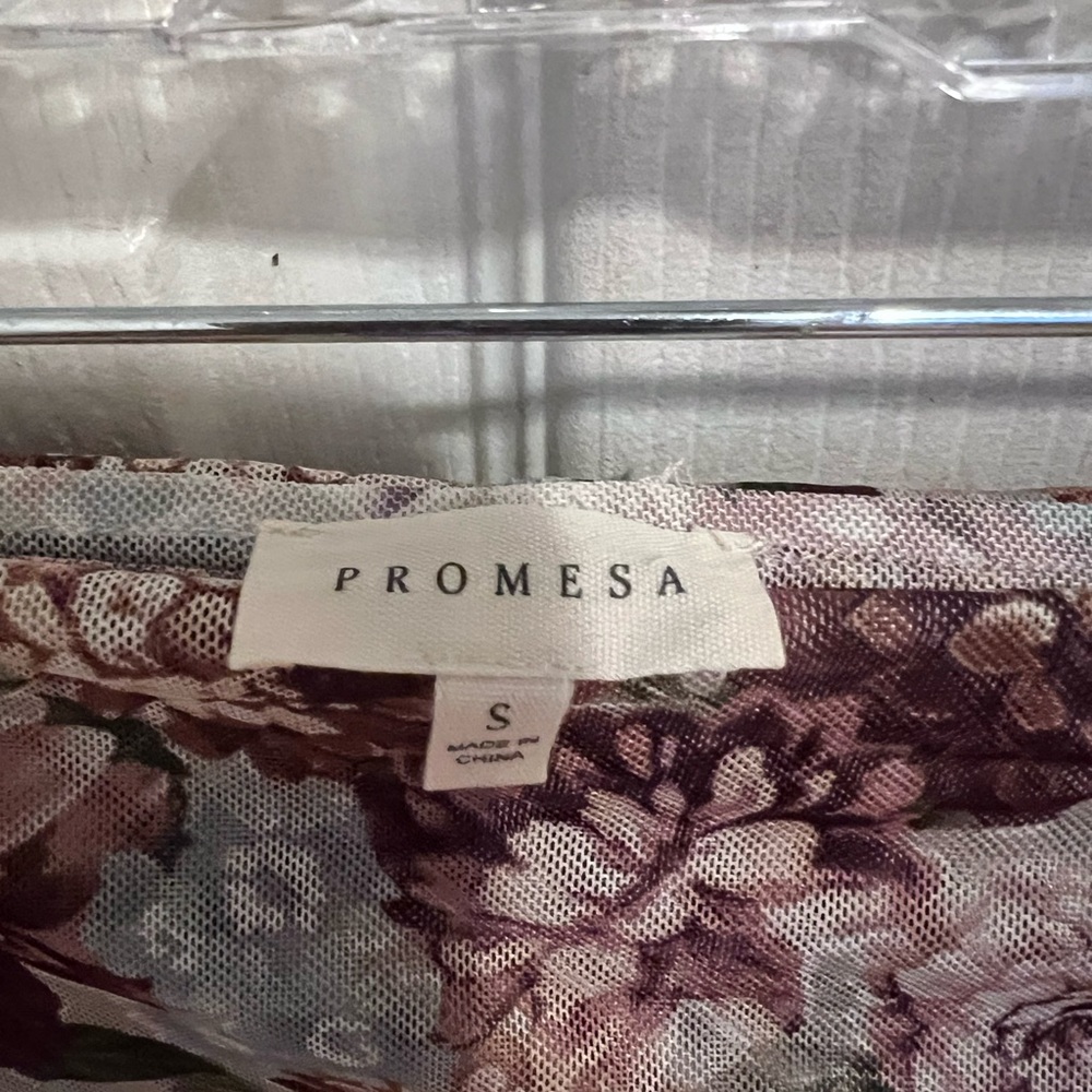 Promesa Vintage Floral Blouse